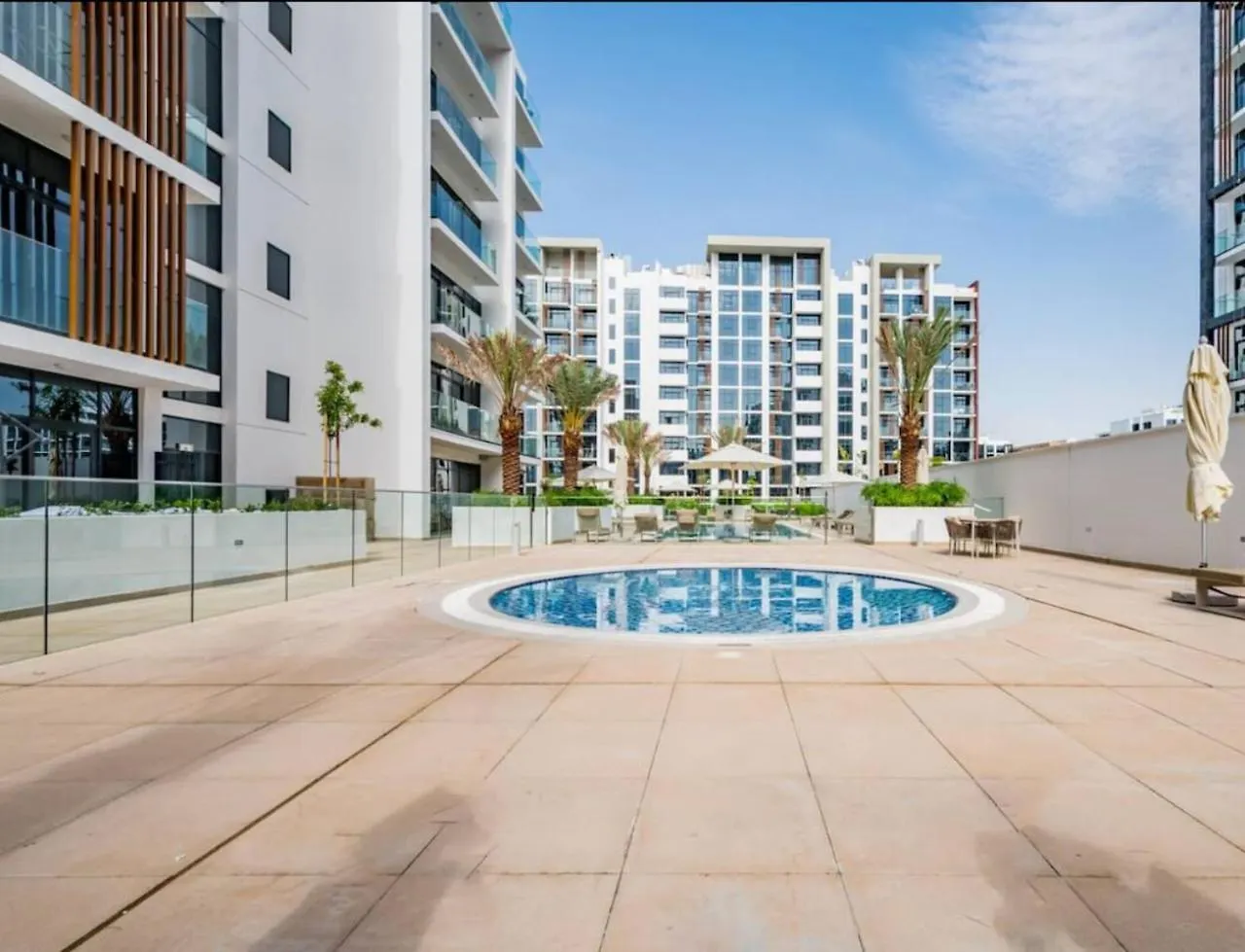 Egate - Studio - 6Th Floor With Pool View - Dubai - 17-626 Apartment