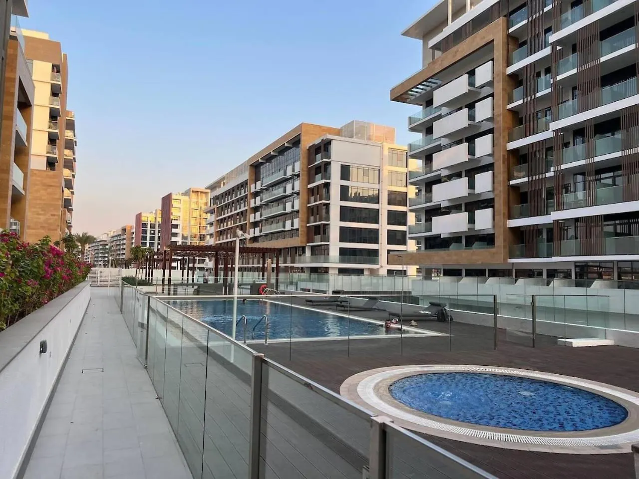 Egate - Studio - 6Th Floor With Pool View - Dubai - 17-626 Apartment
