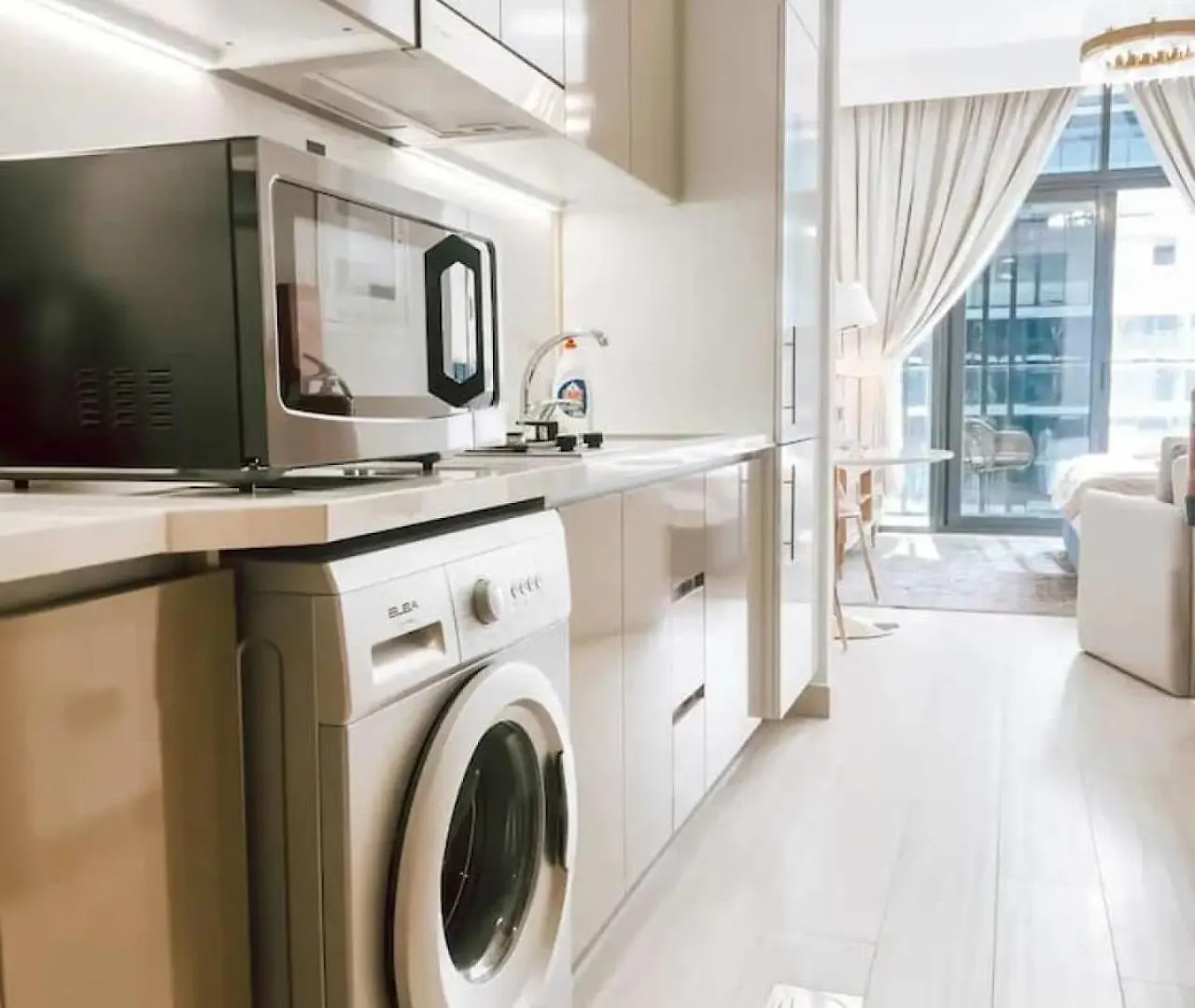 Egate - Studio - 6Th Floor With Pool View - Dubai - 17-626